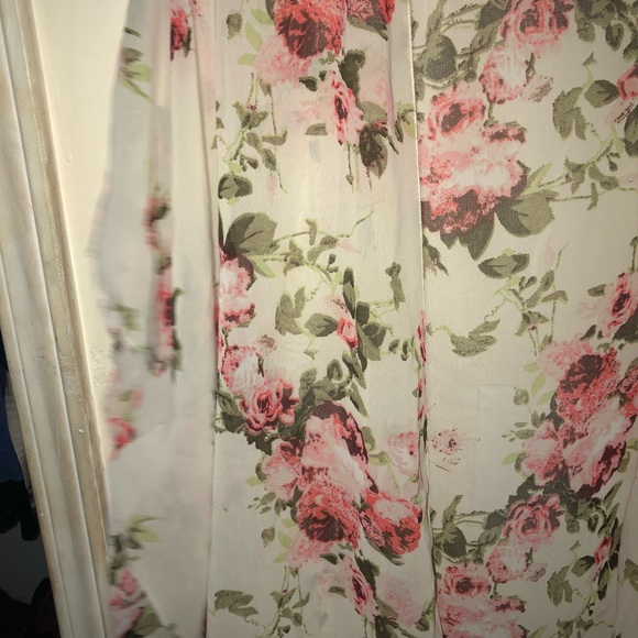 Floral Cover Up - Picture 3 of 5